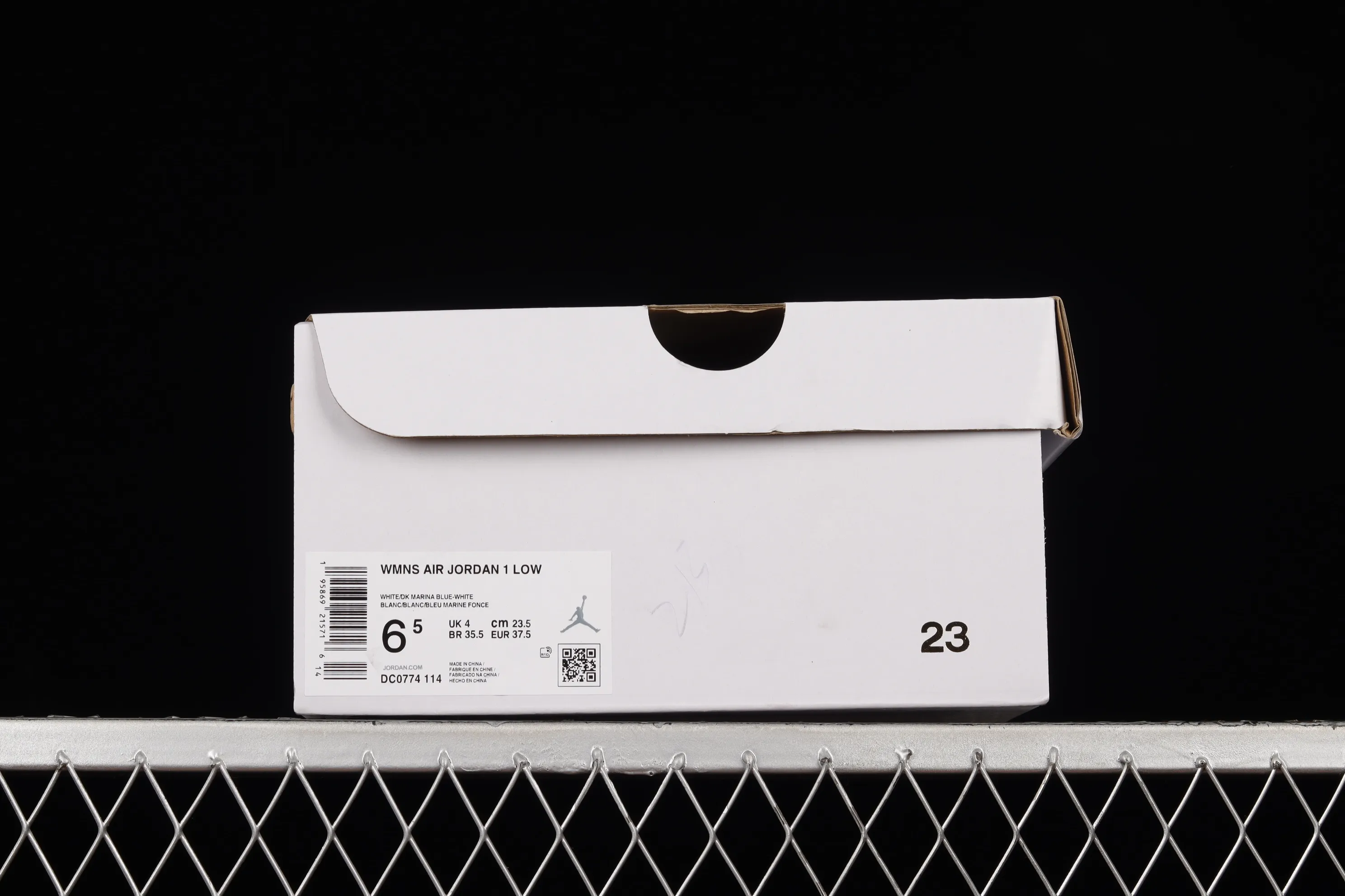 All categories Air Jordan Jordan series basketball shoes Air Jordan 1 Low Z version Air Jordan 1 Low "Marina Blue" AJ1 Joe 1 white and blue cultural basketball shoes DC0774-114
